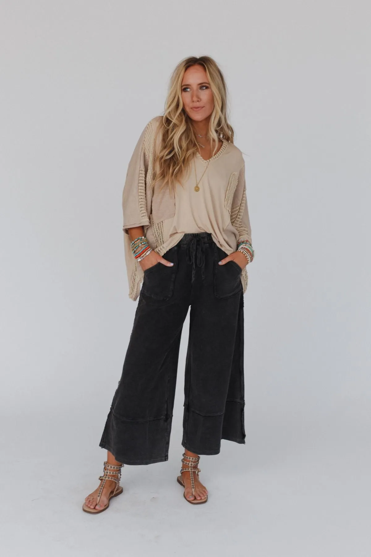 City Drifter Oversized Contrast Top - Taupe