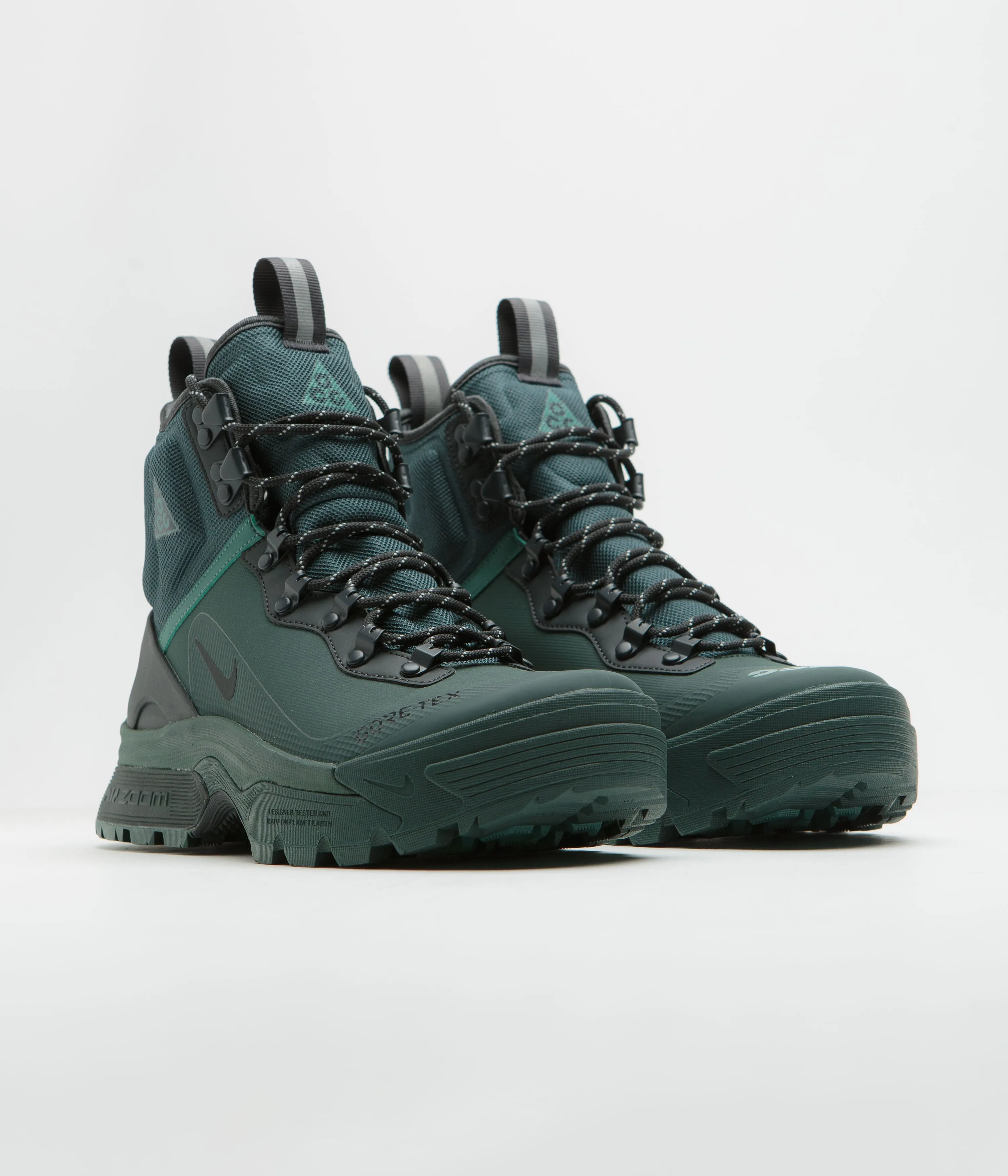 Nike ACG Air Gaiadome Gore-Tex Shoes - Vintage Green / Bicoastal - Vintage Green